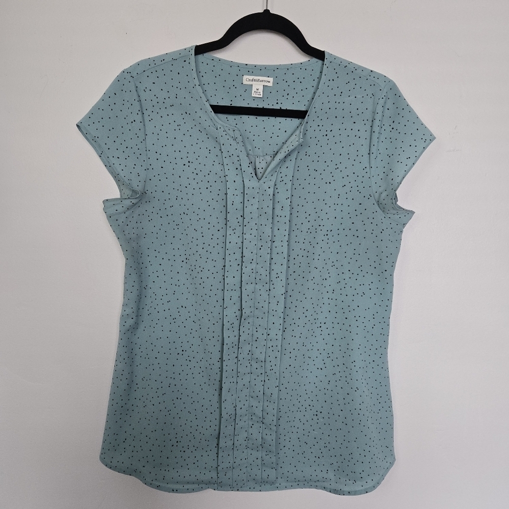 Croft & Barrow Women's Medium Blue Polka-Dotted Blouse